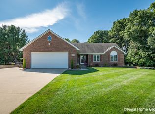 4737 Salem Dr, Hudsonville, MI 49426