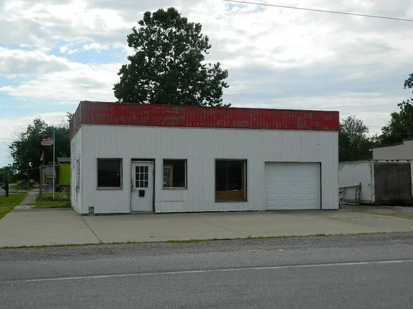 100 N Washington St, Geff, IL 62842