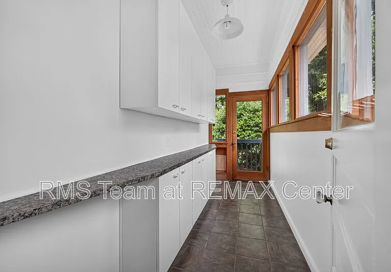 582 Clifton Rd NE — Photo 23