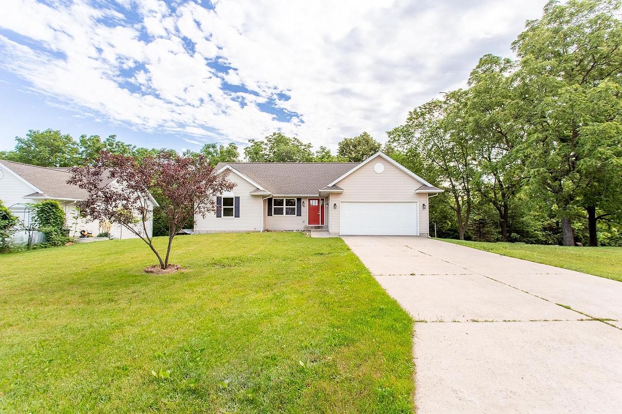 484 East Dale Street, Browntown, WI 53522 | Zillow