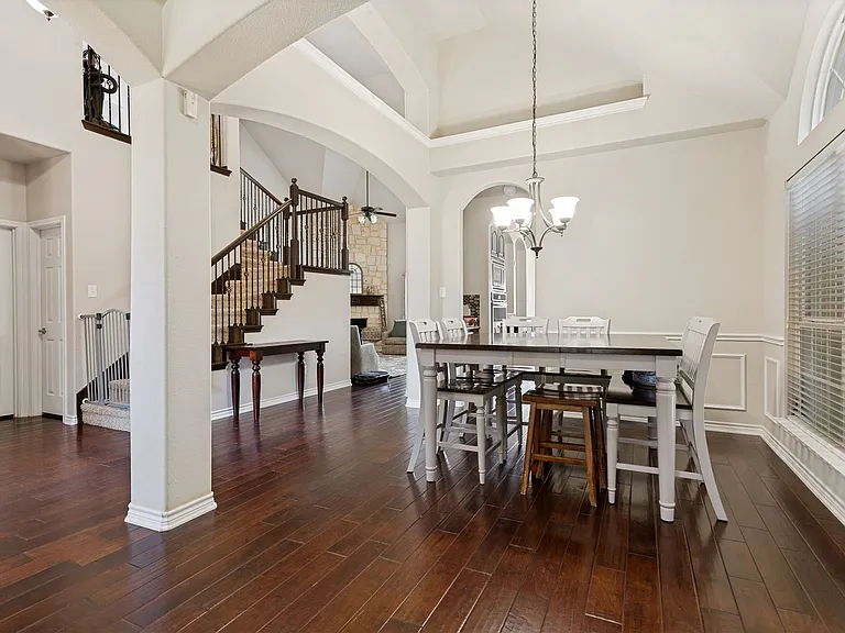 4117 Autumn Path Rd — Photo 3
