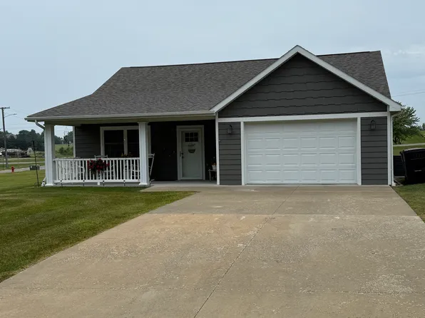 805 E Van Buren St, Mount Ayr, IA 50854