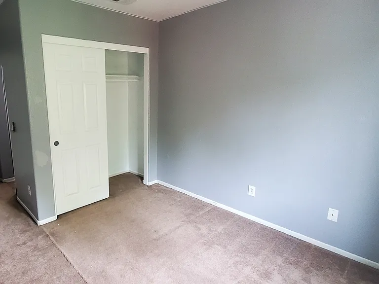 Upstairs bedroom 2