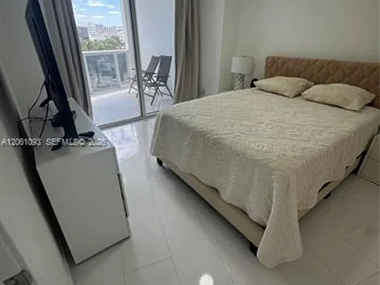 18201 Collins Ave #CU-608 — Photo 5