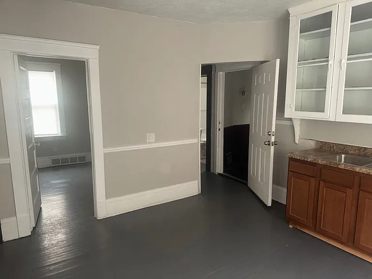 6909 Worley Ave — Photo 6