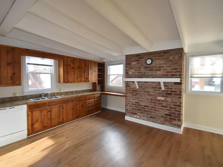 1202 D St #F3 — Photo 6