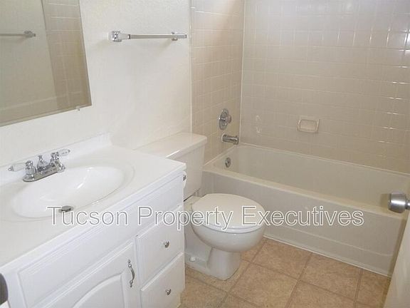 4th image of 9472 N Albatross Dr