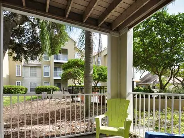 Lighthouse Bay Apartment Homes — Photo 16