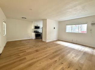 6938 Kester Ave APT 1, Van Nuys, CA 91405