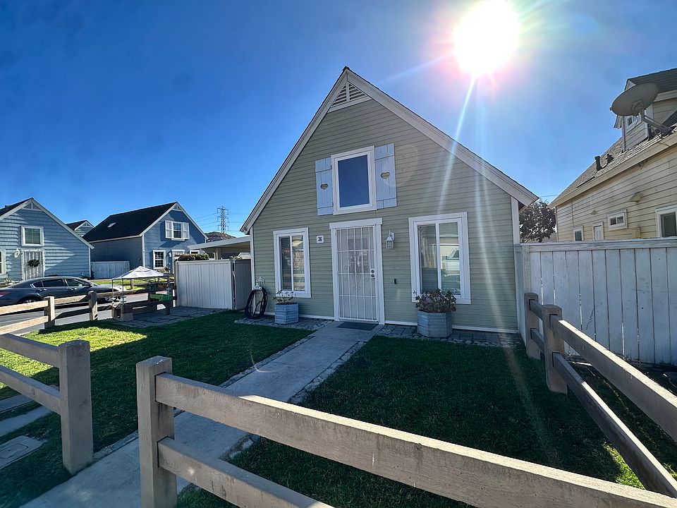 1st image of 14560 Woodland Dr Unit 36