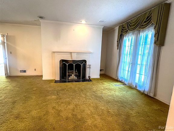 5th image of 1402 Northridge Dr