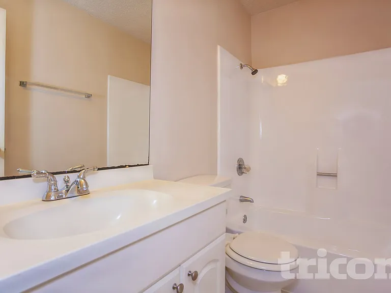 22510 Leedstown Ln — Photo 13