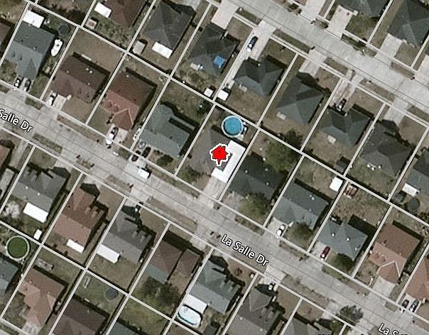 2nd image of 723 La Salle Dr