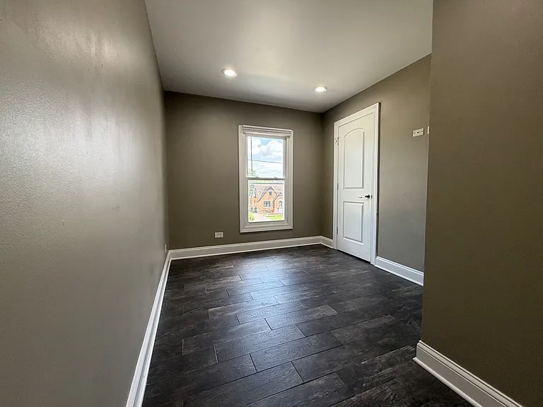 705 E Grant Hwy #2 — Photo 11