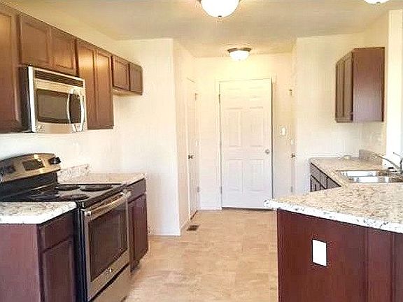 3rd image of 13134 Tesson Hollow Dr
