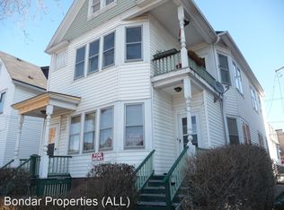 1820 N Warren Ave, Milwaukee, WI