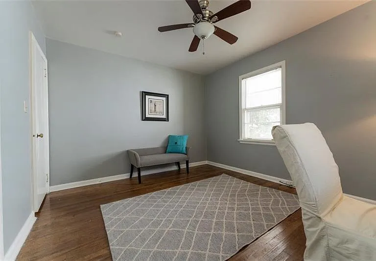 547 Westmeath Dr SW — Photo 20
