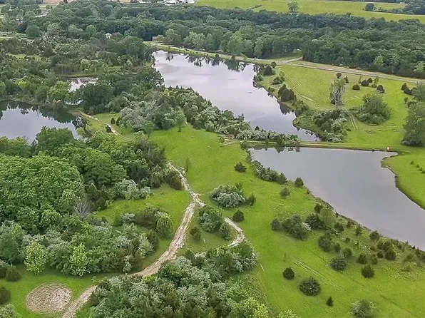 35 N State Highway 47, Warrenton, MO 63383