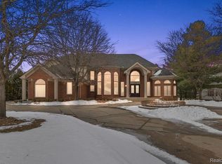 1774 Maplewood Ave, Bloomfield Hills, MI
