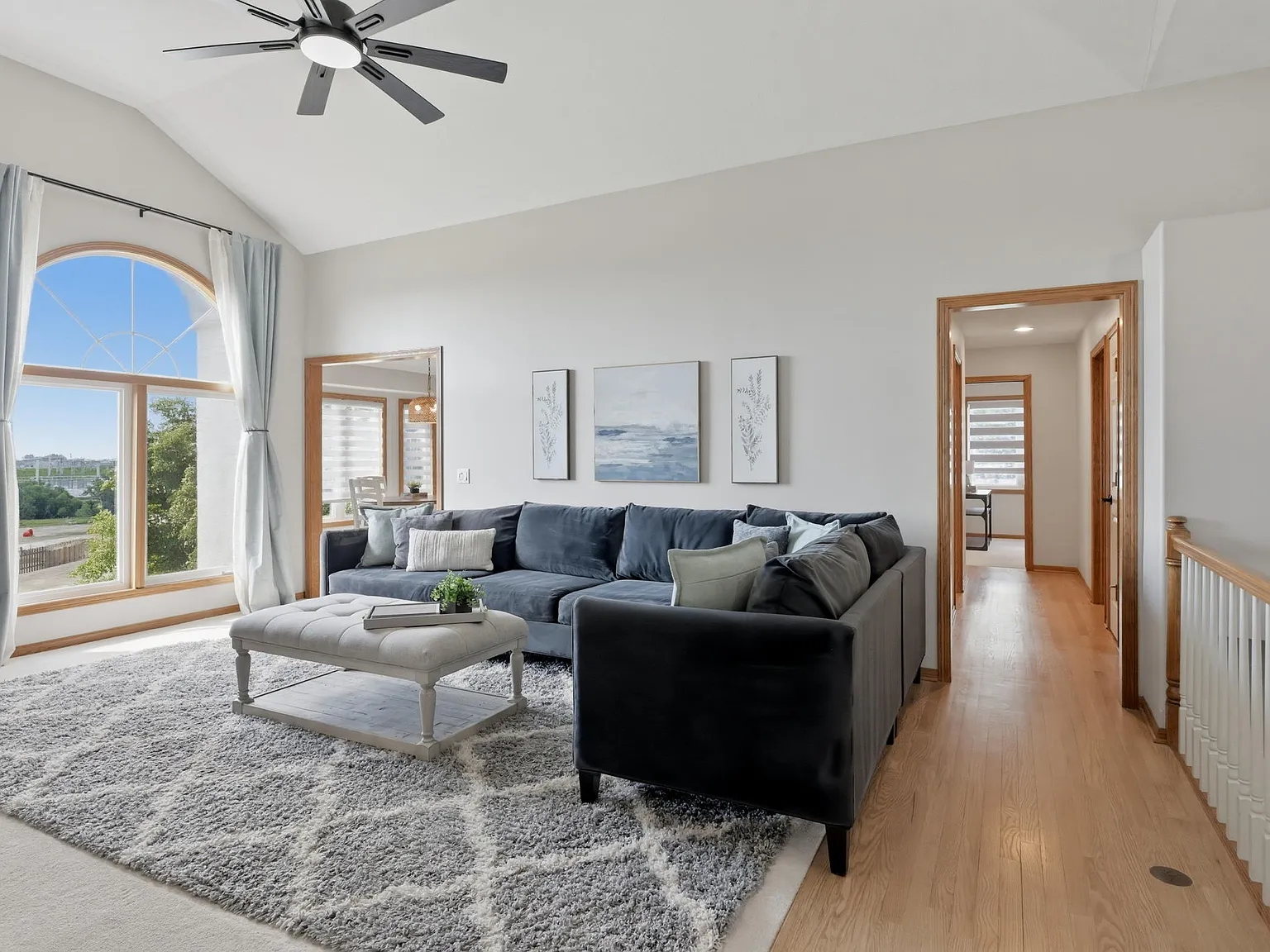 4 bed, 3382 sqft, $3,800 — Photo 4