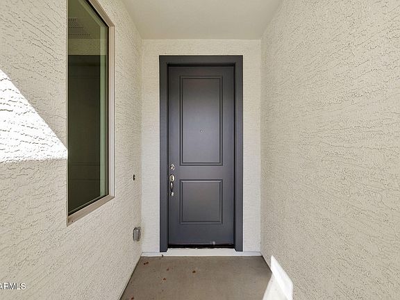 5th image of 17320 W DAHLIA Drive