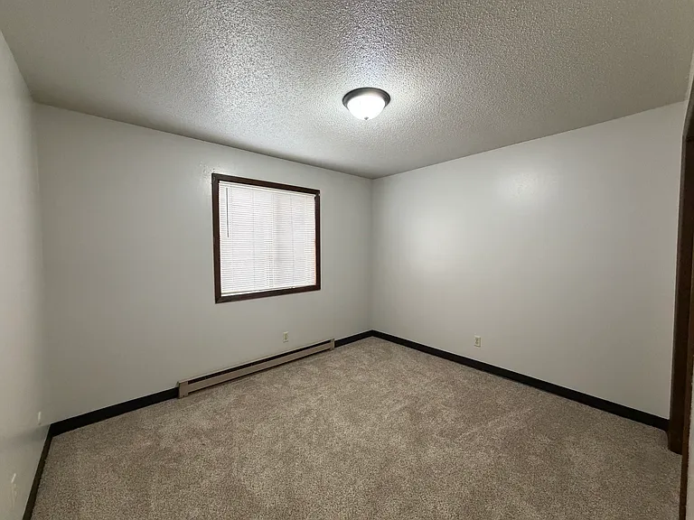 Dakota Apartments LLC — Photo 30