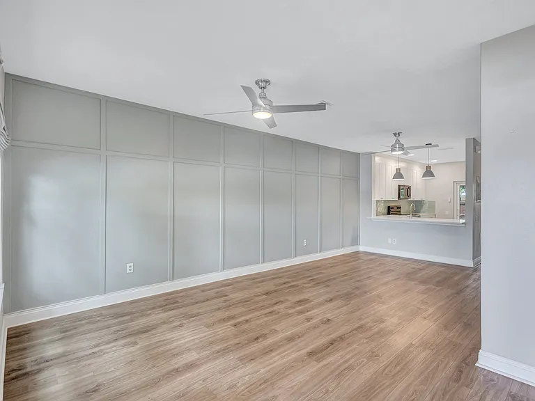 12450 Berkeley Square Dr — Photo 3