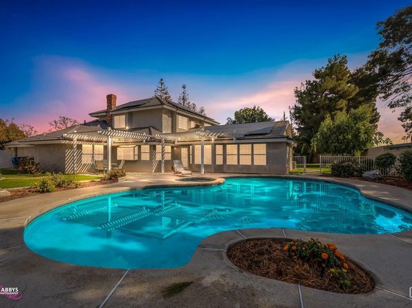8901 Omeara Ct, Bakersfield, CA 93311