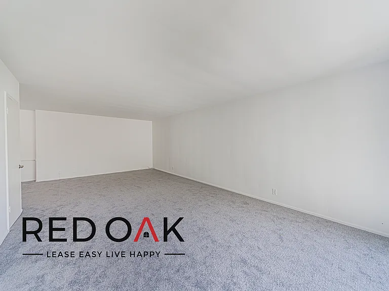 Laurel Garden Apartments — Photo 39