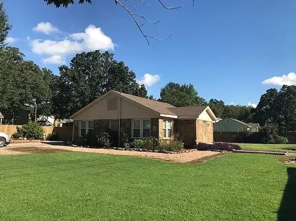 3905 Jenny Lind Rd, Fort Smith, AR 72901