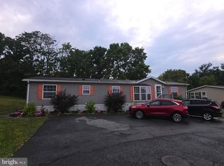 17 Patricia Dr, Lebanon, PA 17042