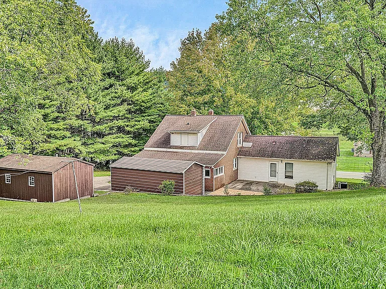 4452 Bonsack Rd — Photo 31