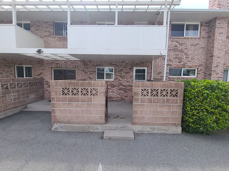 Harvard Way 1100 — Photo 17