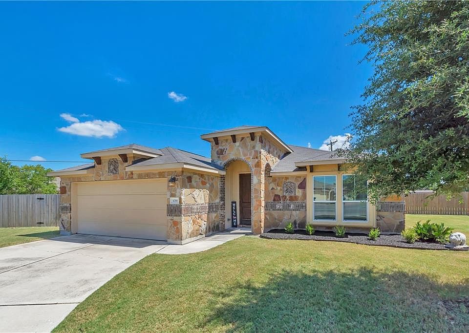 1st image of 1016 Herrera Ct