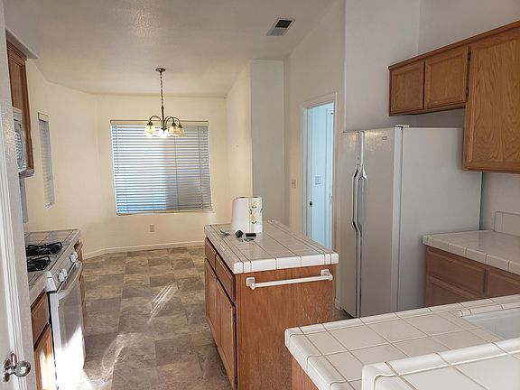 3rd image of 3155 Bacon Isl St