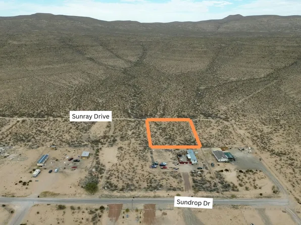 15586 Sunray Dr, El Paso, TX 79938