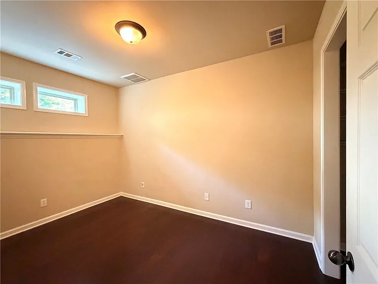 734 Grove Manor Park — Photo 4