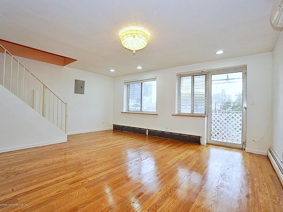 5th image of 147-149 28th Ave #3A
