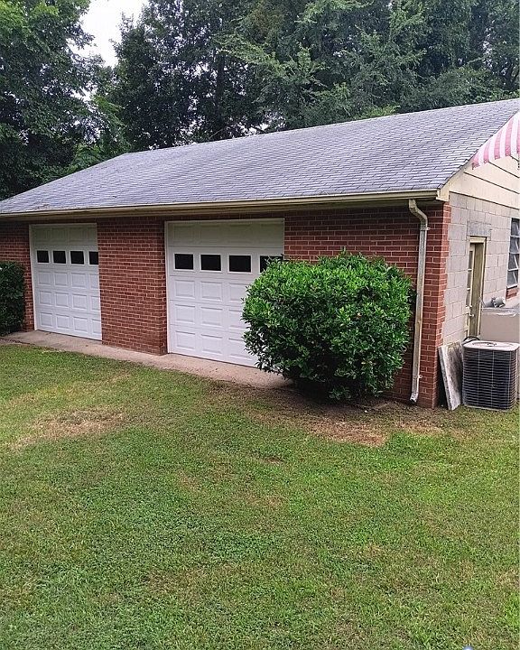 2nd image of 6190 Hines Rd