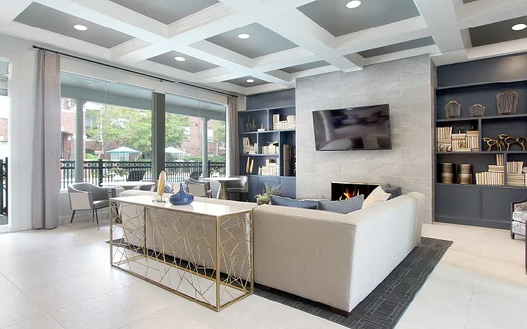 Tuscany Apartments — Photo 8