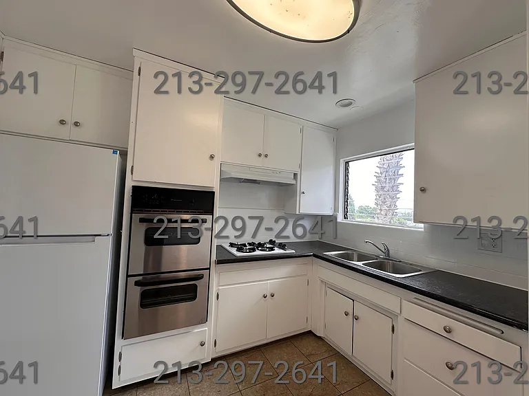7262 Fountain Ave #2 — Photo 3