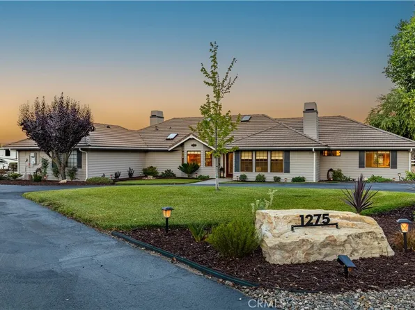 1275 Shane Ln, Templeton, CA 93465