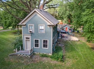38W596 Highland Ave, Elgin, IL 60124