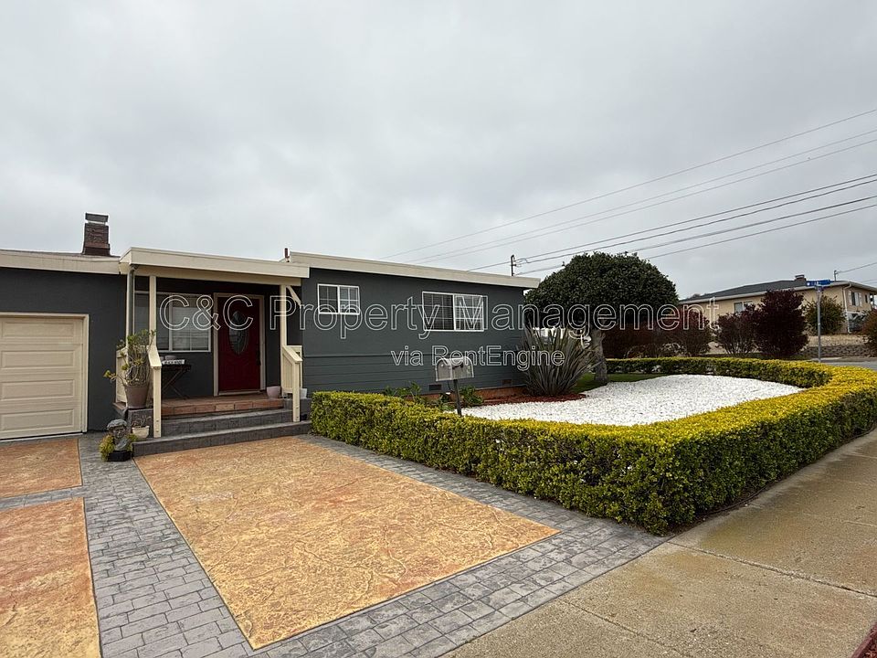 1st image of 476 Ferris Ave
