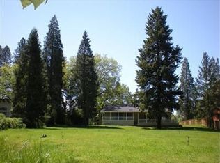 596 Schroeder Ln, Grants Pass, OR 97527