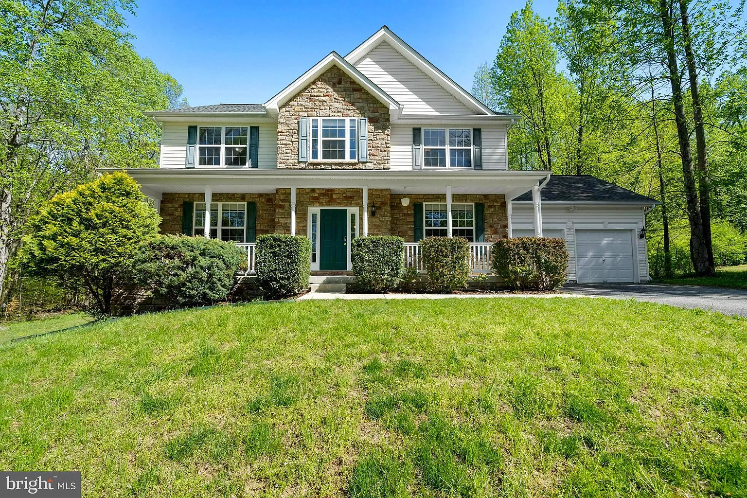 5950 Rosecroft Pl photo 1