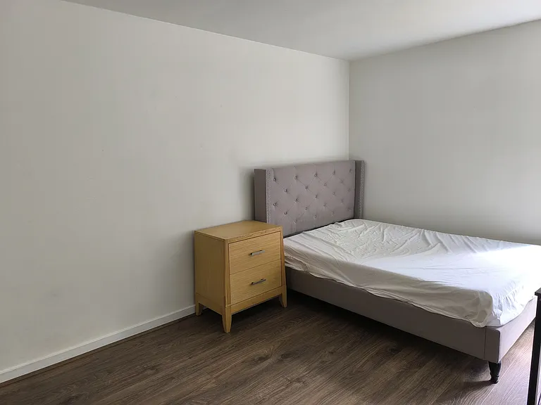 1800 Taylor Ave N #9 — Photo 7
