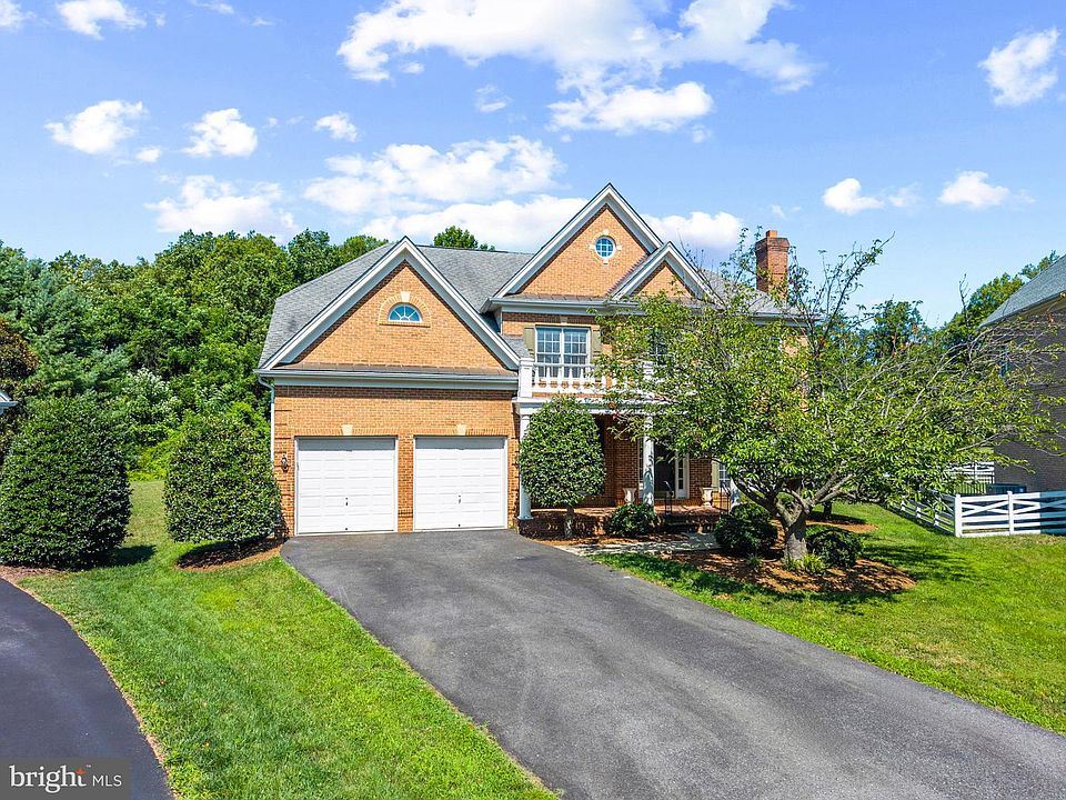 1st image of 716 Pearson Point Pl