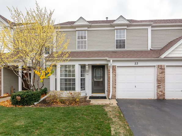23 Carey Ln, Streamwood, IL 60107