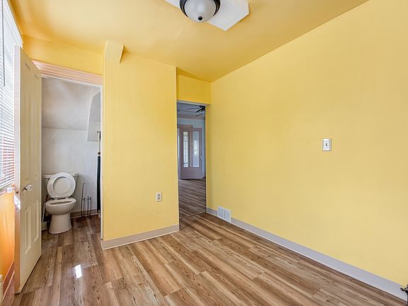 4th image of 1627 State St #1